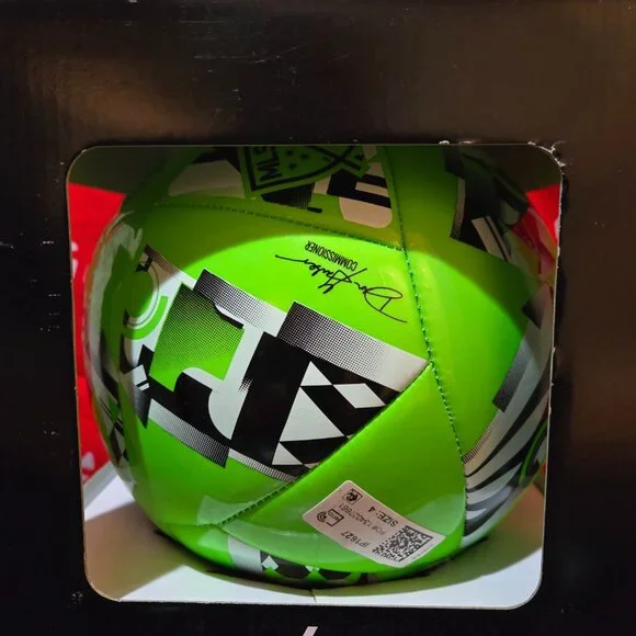 Adidas MLS Size 4 Club Soccer Ball - Green - Size 4 - BNWT - Picture 3 of 4